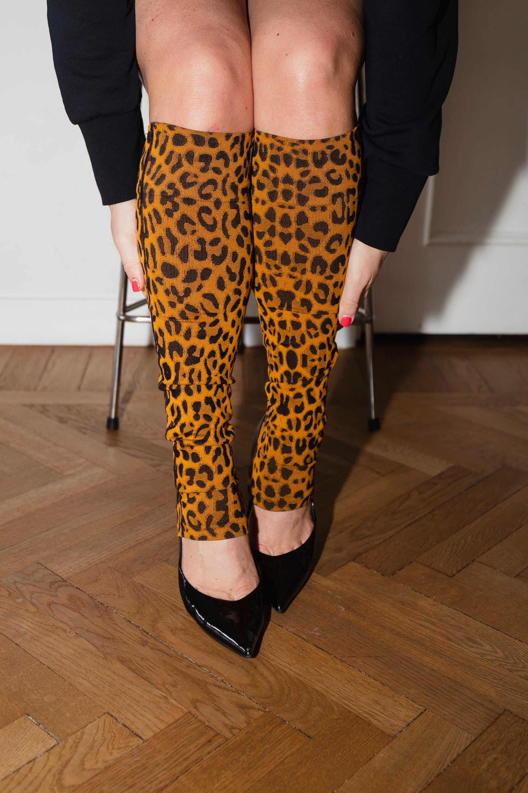 Original Leg Warmers / Gold Leo