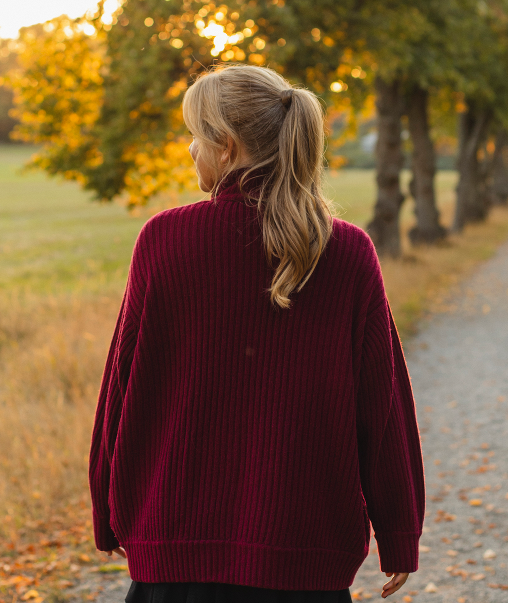 Merino Studio: Rib Bomber / Burgundy