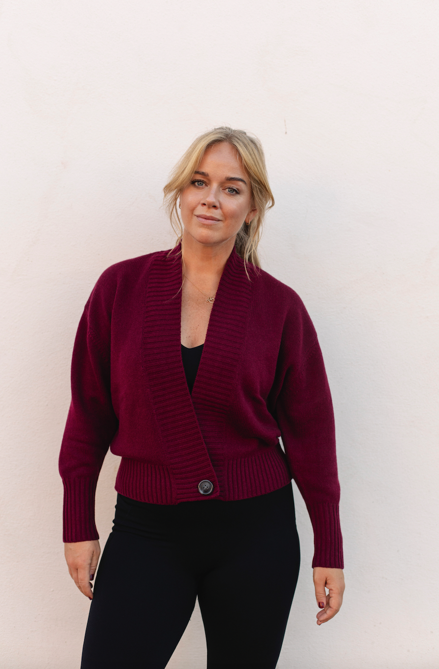 Merino Studio: Rib Cardigan / Burgundy