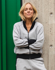 Ebba's Essential Zip Jacket / Grey & Black