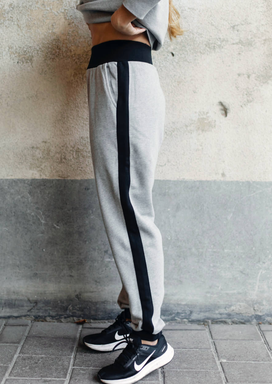 Classic Everyday Pants, Grey / Black