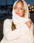 Marin Fine Hooded Scarf / Svart